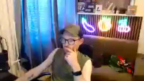 Snapshot of _whoisthatguy_ chatting on June 19, 2026, 6:34 pm _whoisthatguy_ online show from June 19, 2026, 6:34 pm