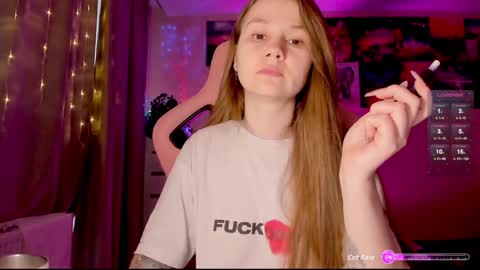 Snapshot of _witch__ chatting on January 21, 2025, 9:24 am Enni online show from January 21, 2025, 9:24 am