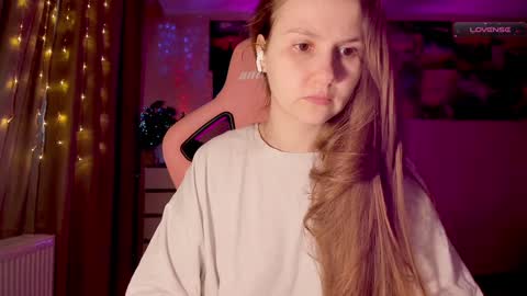 Snapshot of _witch__ chatting on February 1, 2025, 7:36 am Enni online show from February 1, 2025, 7:36 am