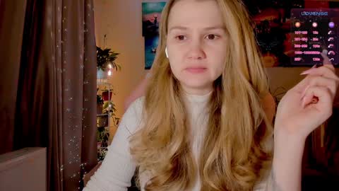 Snapshot of _witch__ chatting on September 14, 2025, 6:23 am Enni online show from September 14, 2025, 6:23 am