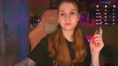 Snapshot of _witch__ chatting on November 16, 2025, 7:47 am Enni online show from November 16, 2025, 7:47 am