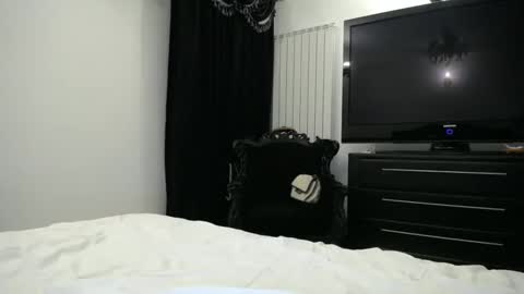 Snapshot of _woww chatting on February 24, 2026, 9:35 pm WOW online show from February 24, 2026, 9:35 pm