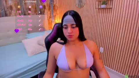 Snapshot of _your_favorite_ chatting on May 7, 2026, 8:58 pm _your_favorite_ online show from May 7, 2026, 8:58 pm