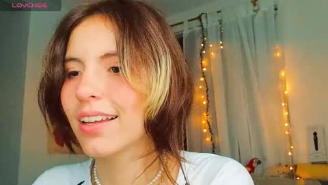 _yourcherrybomb online show from February 23, 2025, 6:39 am