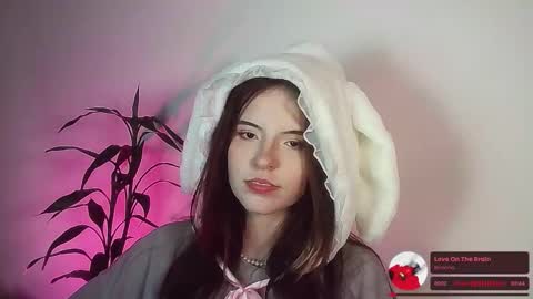 _yourcherrybomb online show from November 30, 2025, 5:33 am