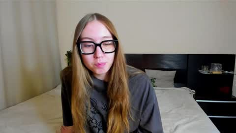 Snapshot of _yourhotangel_ chatting on May 31, 2026, 5:37 am Eva online show from May 31, 2026, 5:37 am