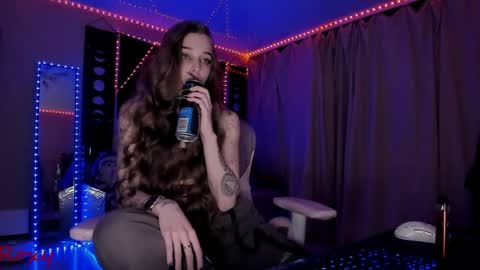 Snapshot of _yourwetdreams_ chatting on May 15, 2026, 7:32 pm Roxy online show from May 15, 2026, 7:32 pm