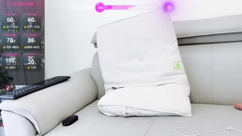 Snapshot of _zizi_ chatting on December 31, 2024, 6:27 am _zizi_ online show from December 31, 2024, 6:27 am