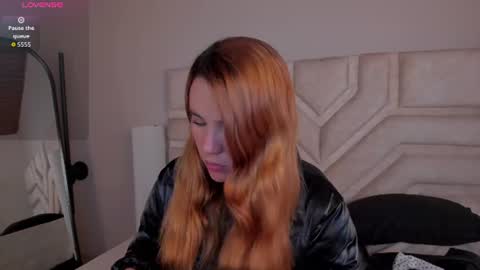 Zoe  online show from August 5, 2026, 12:52 pm