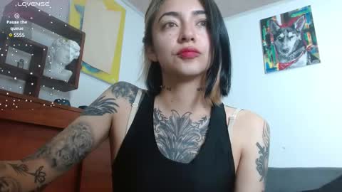 Zoe  online show from December 13, 2024, 12:06 pm