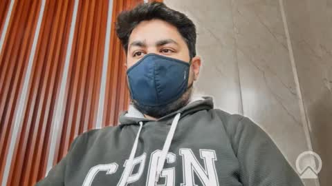 Sleepy owl online show from November 27, 2025, 9:55 am