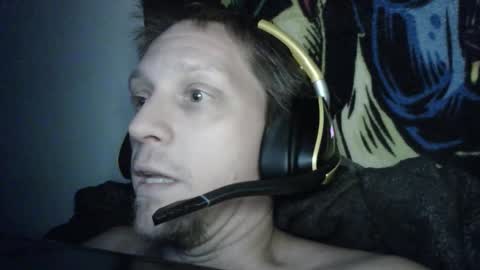 A Bored Dragon online show from February 14, 2026, 3:14 am