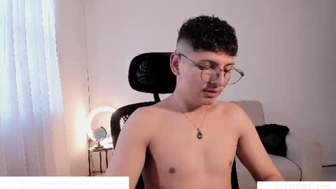 a_lejandro08 online show from July 22, 2026, 11:35 am