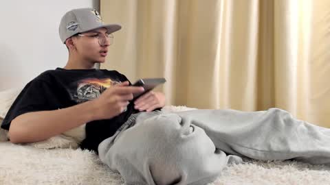 alejo online show from December 2, 2024, 6:41 am