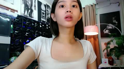 Snapshot of a_r_i_a_n_n_a chatting on April 25, 2026, 11:57 am Lovely Yana online show from April 25, 2026, 11:57 am