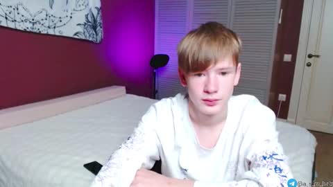 Kris Michael online show from September 16, 2025, 5:58 pm