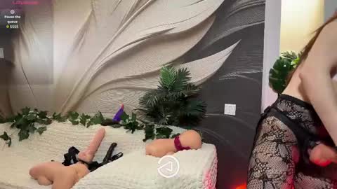 Snapshot of aaalenska chatting on May 2, 2026, 10:26 pm call me a Goddess online show from May 2, 2026, 10:26 pm