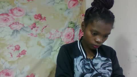 Snapshot of aadienne chatting on April 30, 2026, 5:58 am aadienne online show from April 30, 2026, 5:58 am