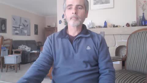 Aalex1717 online show from December 14, 2024, 12:01 pm