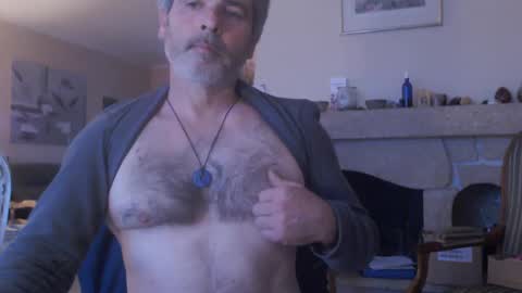 Aalex1717 online show from December 18, 2024, 7:47 am