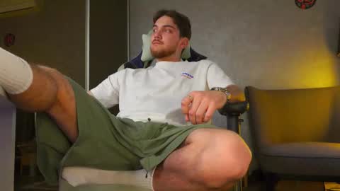 Alex online show from October 25, 2025, 7:38 am