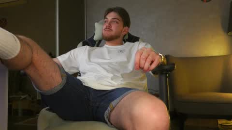 Alex online show from October 28, 2025, 8:33 pm