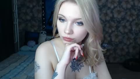 Snapshot of aalicebubble chatting on February 1, 2025, 5:58 pm Alice online show from February 1, 2025, 5:58 pm