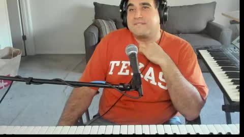 Snapshot of aaroleplayer chatting on April 24, 2026, 9:17 pm Aaron online show from April 24, 2026, 9:17 pm