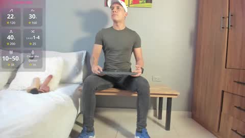 Aaron online show from April 18, 2026, 9:15 pm