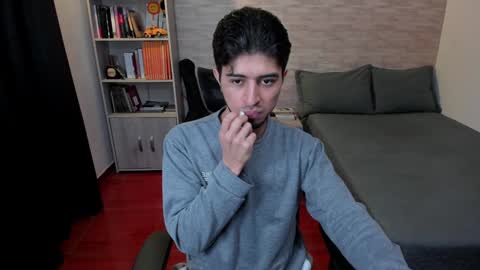 Aaron online show from January 5, 2025, 10:40 pm