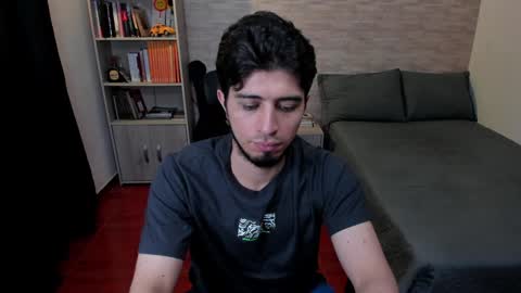 Aaron online show from January 27, 2025, 12:33 am