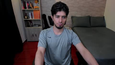 Aaron online show from February 2, 2025, 10:49 pm