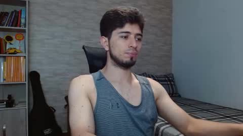 Aaron online show from September 22, 2025, 7:49 pm