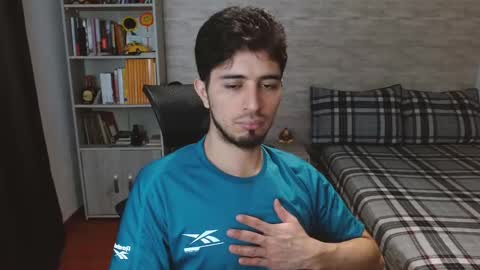 Aaron online show from September 24, 2025, 6:11 pm