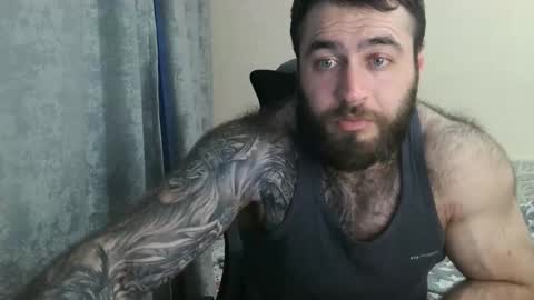 Snapshot of aaron_royal chatting on May 6, 2026, 4:12 pm Davin tayl online show from May 6, 2026, 4:12 pm