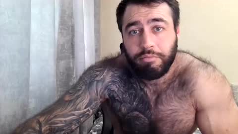 Snapshot of aaron_royal chatting on May 22, 2026, 3:35 am Davin tayl online show from May 22, 2026, 3:35 am