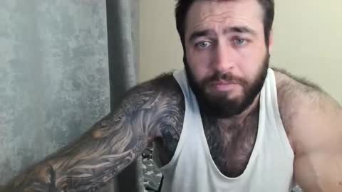 Snapshot of aaron_royal chatting on May 30, 2026, 3:09 pm Davin tayl online show from May 30, 2026, 3:09 pm
