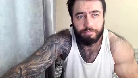 Snapshot of aaron_royal chatting on May 31, 2026, 3:15 am Davin tayl online show from May 31, 2026, 3:15 am
