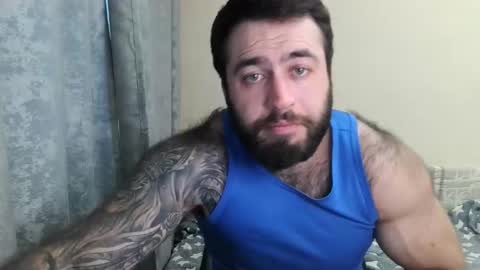 Snapshot of aaron_royal chatting on June 1, 2026, 3:36 pm Davin tayl online show from June 1, 2026, 3:36 pm