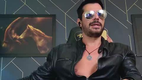 Aaron online show from March 7, 2026, 2:52 am