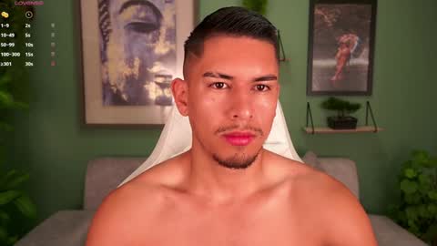 AARON  online show from February 8, 2025, 9:03 am