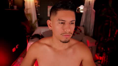 AARON  online show from October 2, 2025, 12:01 pm