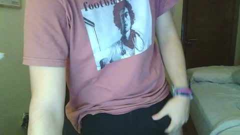 aaronlavine online show from December 26, 2024, 3:42 pm