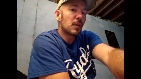 Snapshot of aaronshere888888 chatting on September 17, 2025, 4:14 am aaronshere888888 online show from September 17, 2025, 4:14 am