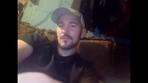 Snapshot of aaronshere888888 chatting on December 14, 2025, 1:22 am aaronshere888888 online show from December 14, 2025, 1:22 am