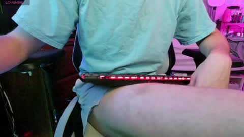 Aaron Skeetman online show from April 1, 2026, 4:02 am