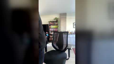 Jason online show from December 16, 2025, 6:13 pm