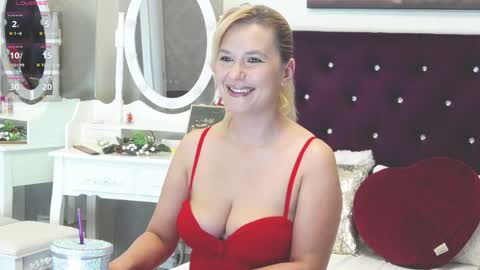Snapshot of abbeymarley chatting on June 5, 2026, 7:41 pm Abbey online show from June 5, 2026, 7:41 pm