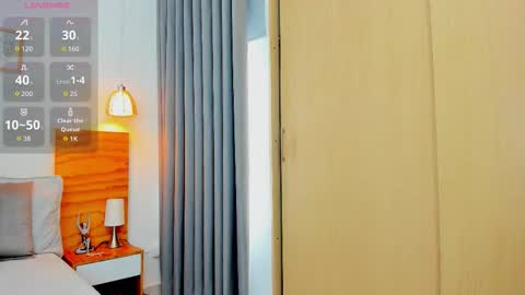 Snapshot of abbie_royy chatting on November 12, 2025, 1:00 pm Abbie Royy online show from November 12, 2025, 1:00 pm