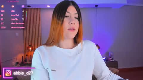 Snapshot of abbieedmond chatting on October 25, 2025, 4:20 am Abbie Edmond online show from October 25, 2025, 4:20 am